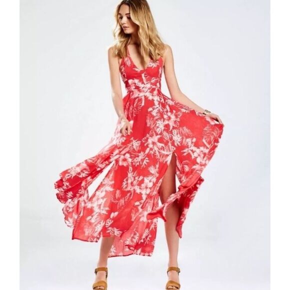 Free People Lille Halter Maxi Dress Raspberry Red Floral Cutout Sz S Cotton - Picture 15 of 15